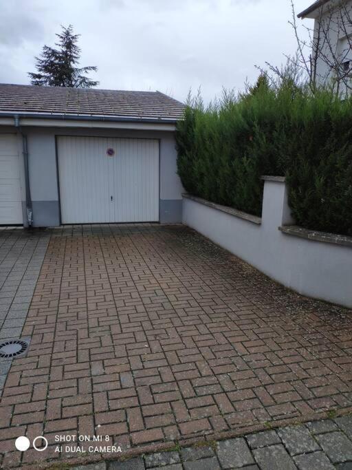 Joli Appartement Avec Place De Parking Prive Colmar Exterior photo