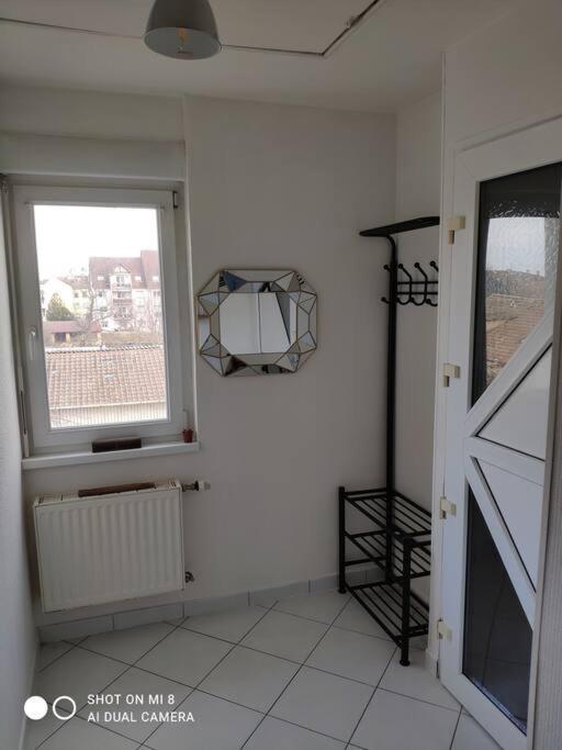 Joli Appartement Avec Place De Parking Prive Colmar Exterior photo